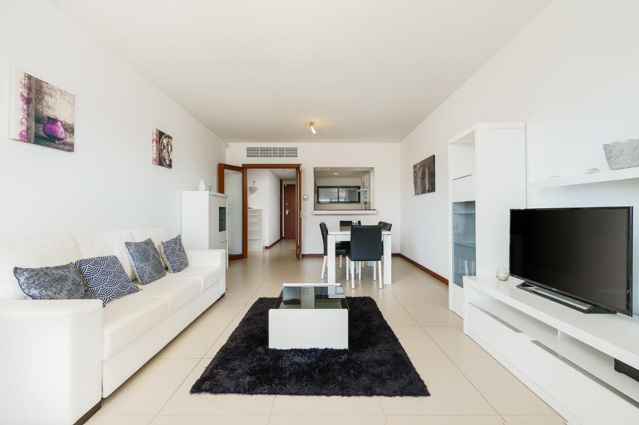 Marina Village Apartament *